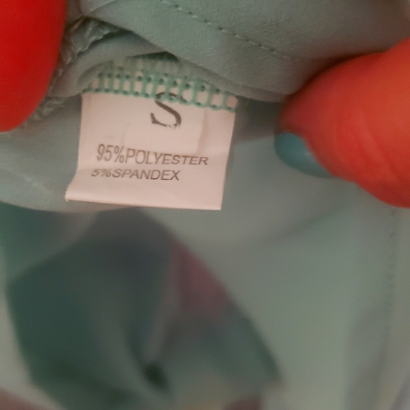 Flutter sleeve chiffon blouse, small. - Picture 4 of 4